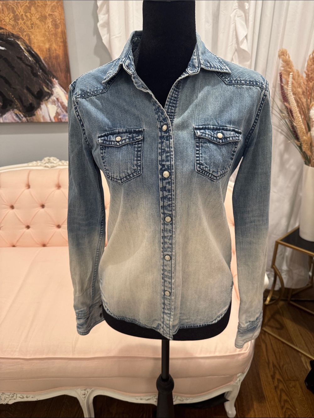 American Eagle Outfitters Light Blue Ombre Denim Button-Down Shirt
